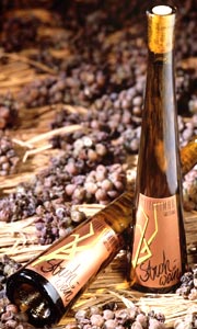 Strohwein-Flasche